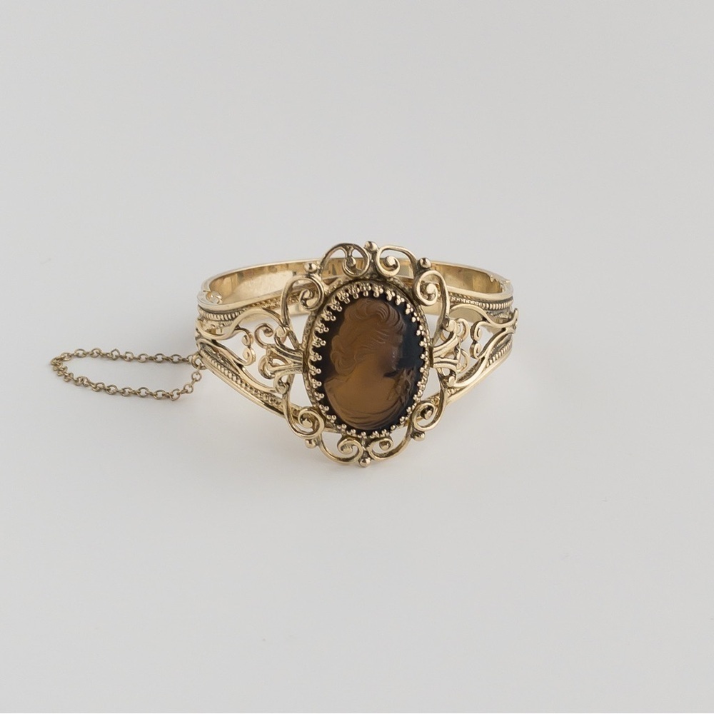 Vintage Whiting & Davis Ornate Intaglio Glass Cameo Bangle Bracelet Signed 1950s